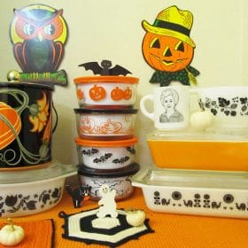 halloween pyrex