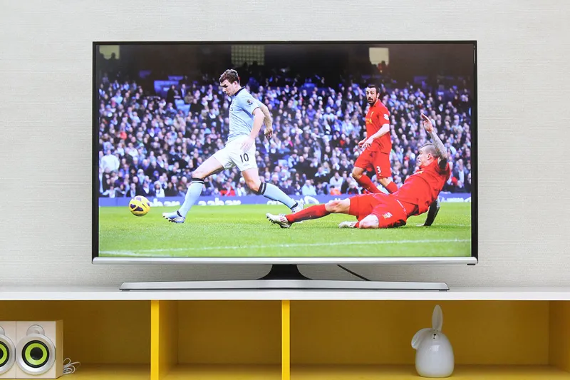 Which Is Better Samsung Or Lg Smart Tv