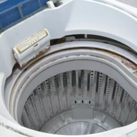 Black Flakes In Washing Machine