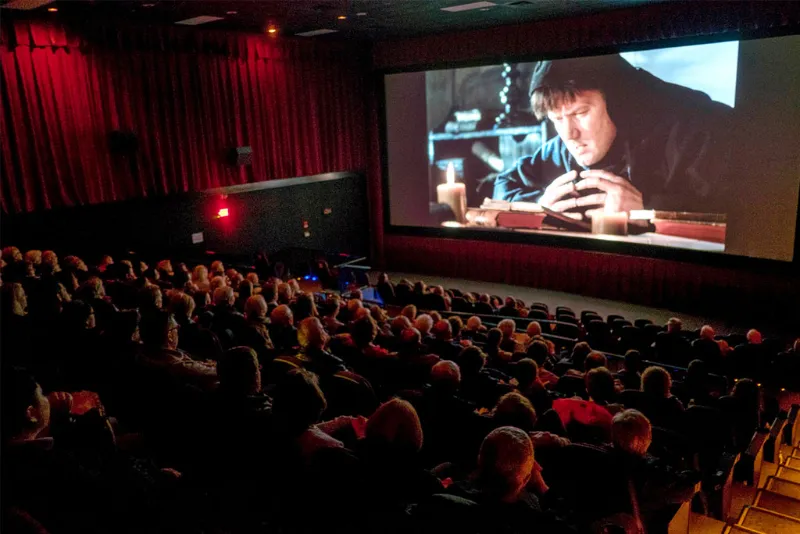 Fun Fact About The Size Of A Movie Theater Screen 3 size of a movie theater screen